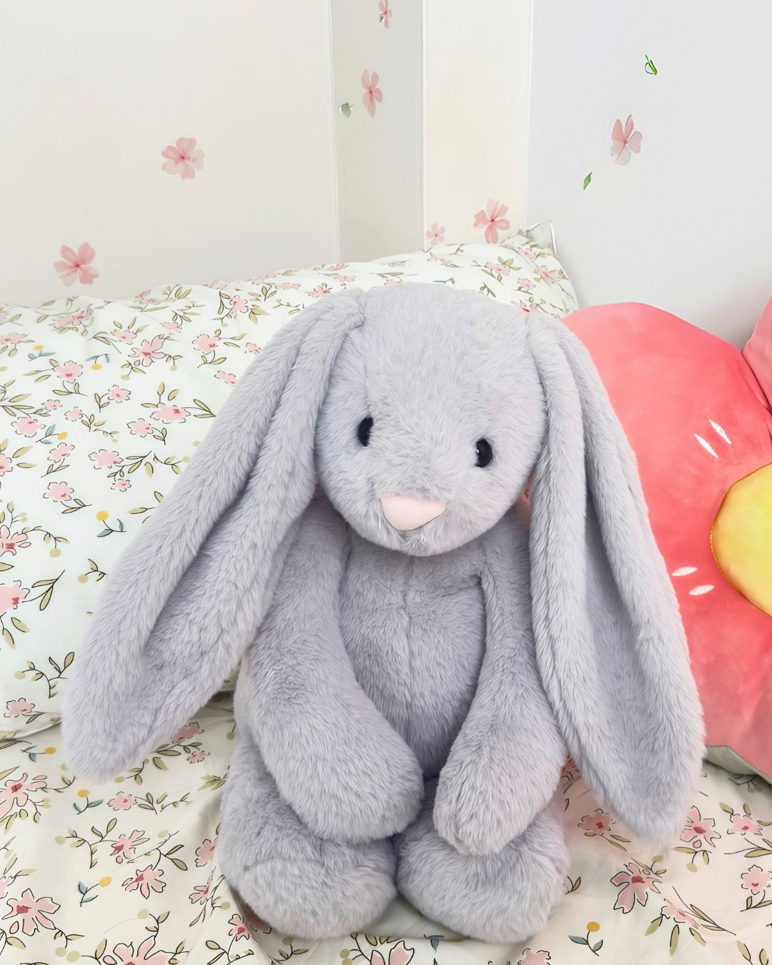 Lyra, the weighted bunny