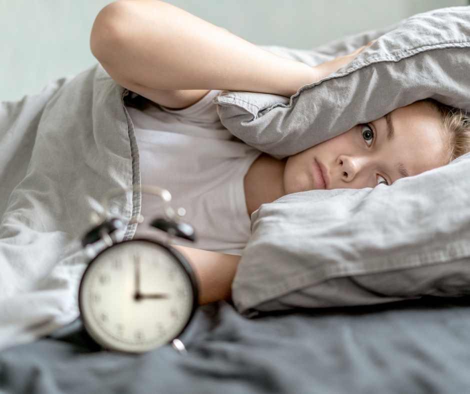 How to Overcome Sleep Anxiety Naturally - Sleepfolio
